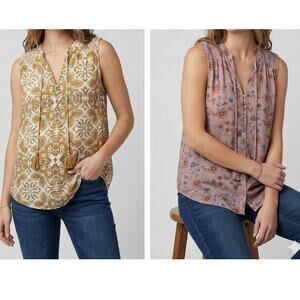 Artesia Lot of 2 Small Blouses Floral Rayon Polyester Lavender Purple Sleeveless